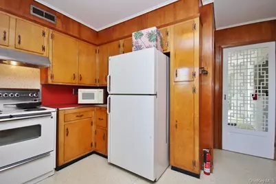 10 Lakeview Road, Ossining, NY 10562 - Photo 12