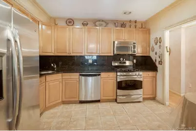 1513 Royce Street #2G, Brooklyn, NY 11234 - Photo 6
