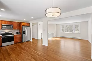 27 Church St, Wallkill, NY 12589 - Photo 6