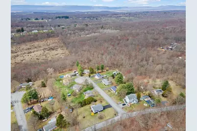 27 Church Street, Wallkill, NY 12589 - Photo 42
