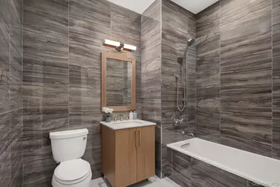 100 Garvies Point Road #1118, Glen Cove, NY 11542 - Photo 8