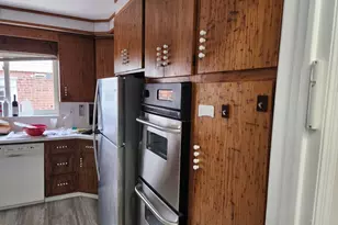 213-05 Union Tpke, Bayside, NY 11364 - Photo 4