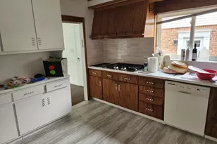213-05 Union Tpke, Bayside, NY 11364 - Photo 6