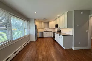 55075 Main Rd, Southold, NY 11971 - Photo 2