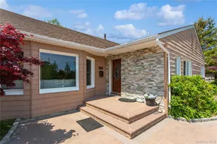 996 Wateredge Pl, Hewlett, NY 11557 - Photo 4