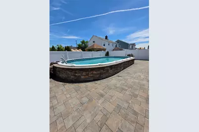 86-12 158th Avenue, Howard Beach, NY 11414 - Photo 4