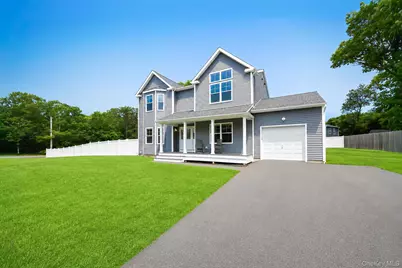 164 Chestnut Street, Mount Sinai, NY 11766 - Photo 2