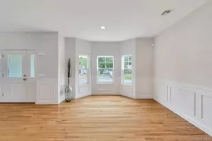 164 Chestnut St, Mount Sinai, NY 11766 - Photo 6