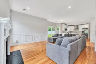 164 Chestnut St, Mount Sinai, NY 11766 - Photo 8