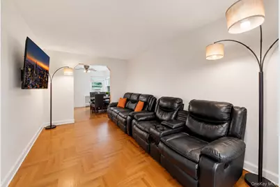 4234 Monticello Avenue, Bronx, NY 10466 - Photo 4