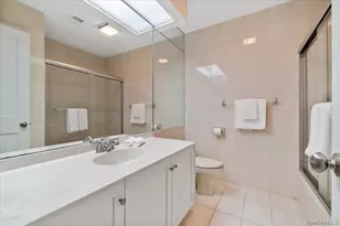 225 Hamlet Dr, Jericho, NY 11753 - Photo 28