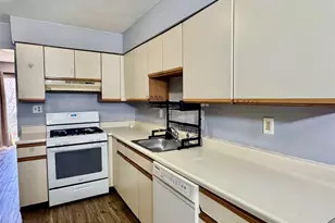 39 Cedar Ct, Middletown, NY 10940 - Photo 6