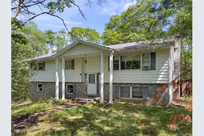 1079 Josephs Boulevard, Saugerties, NY 12477 - Photo 2