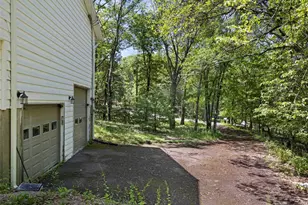 1079 Josephs Blvd, Saugerties, NY 12477 - Photo 4