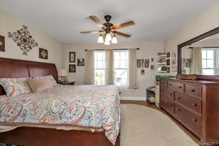 206 Anchor Ct, Copiague, NY 11726 - Photo 12