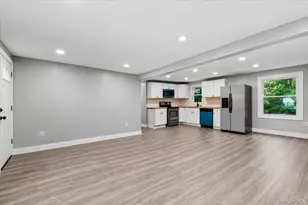 12 Lewis St, Wyandanch, NY 11798 - Photo 4