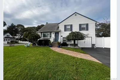 882 Roosevelt Street, West Hempstead, NY 11552 - Photo 1