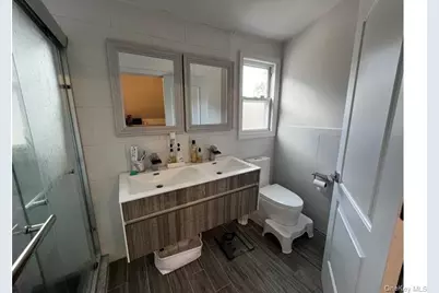 882 Roosevelt Street, West Hempstead, NY 11552 - Photo 8