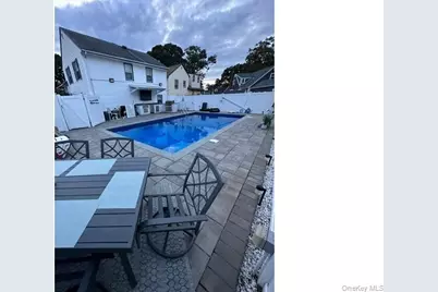 882 Roosevelt Street, West Hempstead, NY 11552 - Photo 12