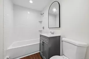 27 Lindner Pl, Smithtown, NY 11787 - Photo 16
