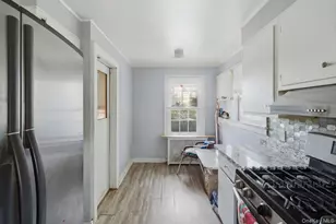 44 St Pauls Rd S, Hempstead, NY 11550 - Photo 12