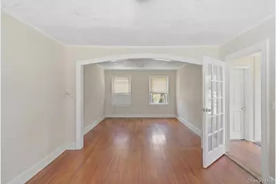 44 Saint Pauls Road S, Hempstead, NY 11550 - Photo 10