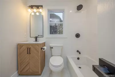 145 New Holland Village, Nanuet, NY 10954 - Photo 16