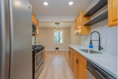 145 New Holland Village, Nanuet, NY 10954 - Photo 2