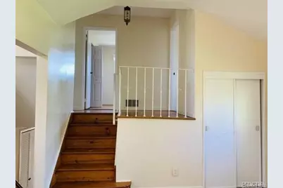 4 Willow Place, Hicksville, NY 11801 - Photo 10