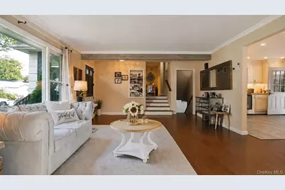 25 Manor Avenue, White Plains, NY 10605 - Photo 4