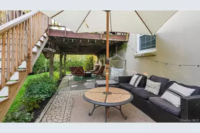 25 Manor Avenue, White Plains, NY 10605 - Photo 42