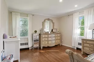 25 Manor Ave, White Plains, NY 10605 - Photo 16