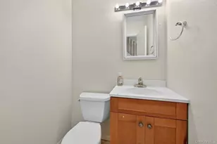 126 Halgren Crescent, Haverstraw, NY 10927 - Photo 20