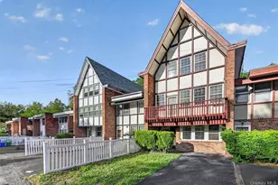 126 Halgren Crescent, Haverstraw, NY 10927 - Photo 2