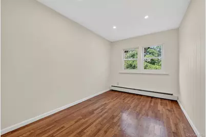 126 Halgren Crescent, Haverstraw, NY 10927 - Photo 22