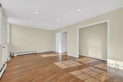 126 Halgren Crescent, Haverstraw, NY 10927 - Photo 26