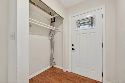 126 Halgren Crescent, Haverstraw, NY 10927 - Photo 6