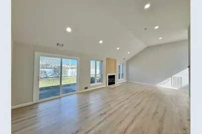 188 River Drive, Moriches, NY 11955 - Photo 14