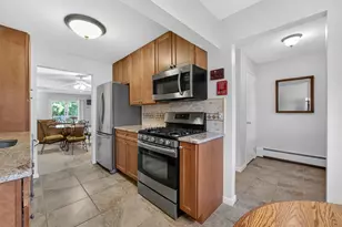 187 Doxbury Ln, Suffern, NY 10901 - Photo 6