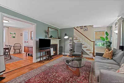 9 Whittier Street, Hartsdale, NY 10530 - Photo 6