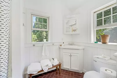 1100 7th Street, Greenport, NY 11944 - Photo 12