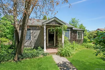 1100 7th Street, Greenport, NY 11944 - Photo 2