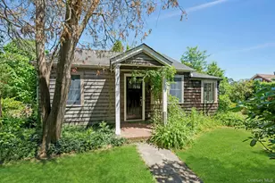 1100 7th St, Greenport, NY 11944 - Photo 2