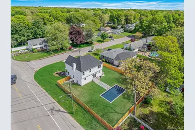 100 Bieselin Road, Bellport, NY 11713 - Photo 38