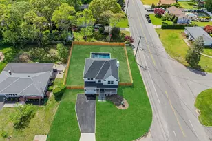 100 Bieselin Rd, Bellport, NY 11713 - Photo 34