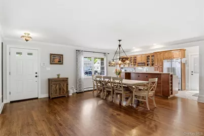 87 Laurel Drive, Massapequa Park, NY 11762 - Photo 18