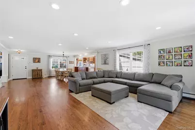 87 Laurel Drive, Massapequa Park, NY 11762 - Photo 20