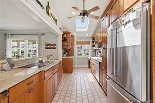 87 Laurel Dr, Massapequa Park, NY 11762 - Photo 10