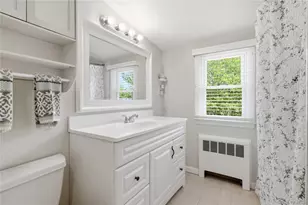 87 Laurel Dr, Massapequa Park, NY 11762 - Photo 30