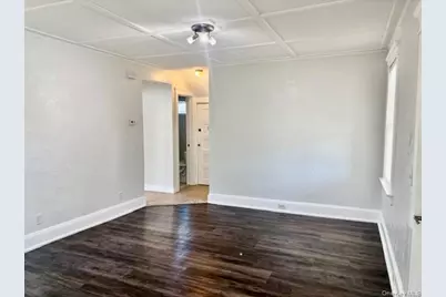 7 Park Avenue, Babylon, NY 11702 - Photo 6